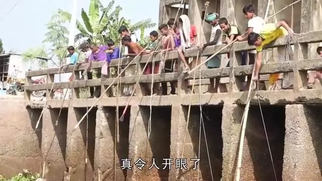 尼泊尔队在比赛中展现出令人赞叹的团队默契