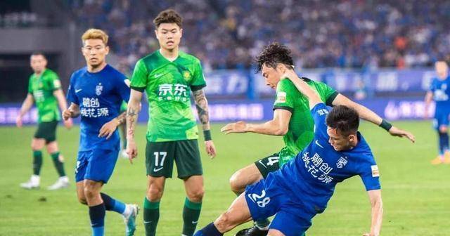 慕尼黑德比中场对决成焦点，双方实力对比