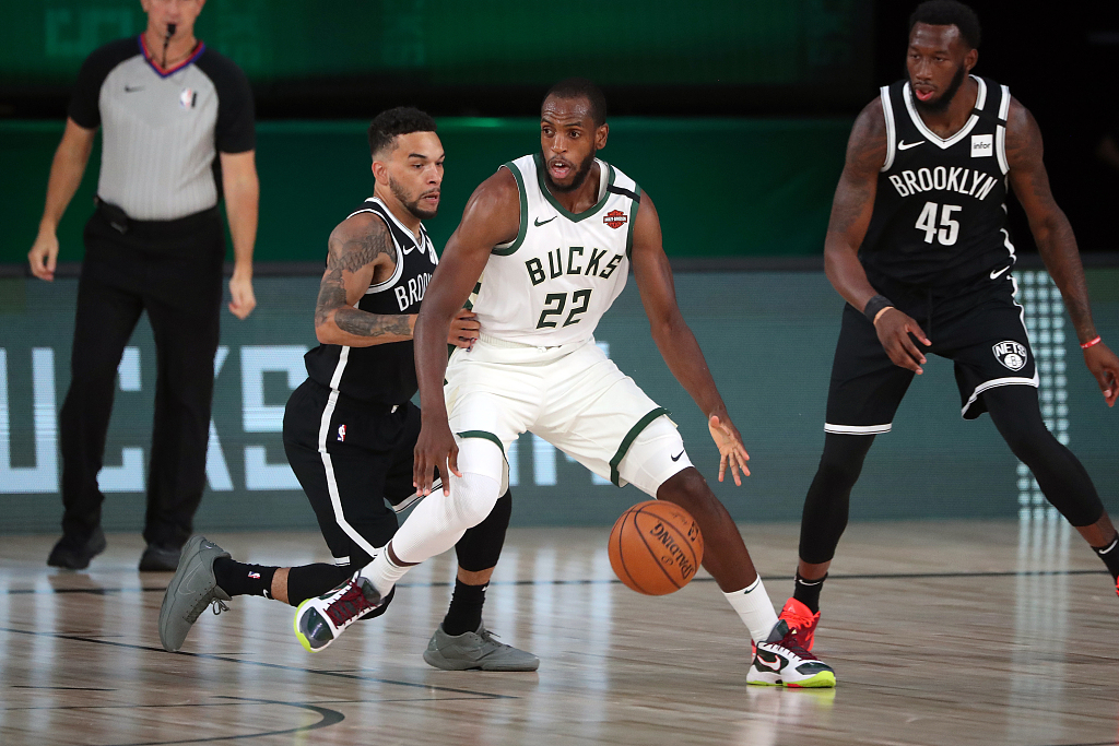 雄鹿击败篮网,字母哥再次展现统治力 雄鹿击败篮网,字母哥再次展现统治力