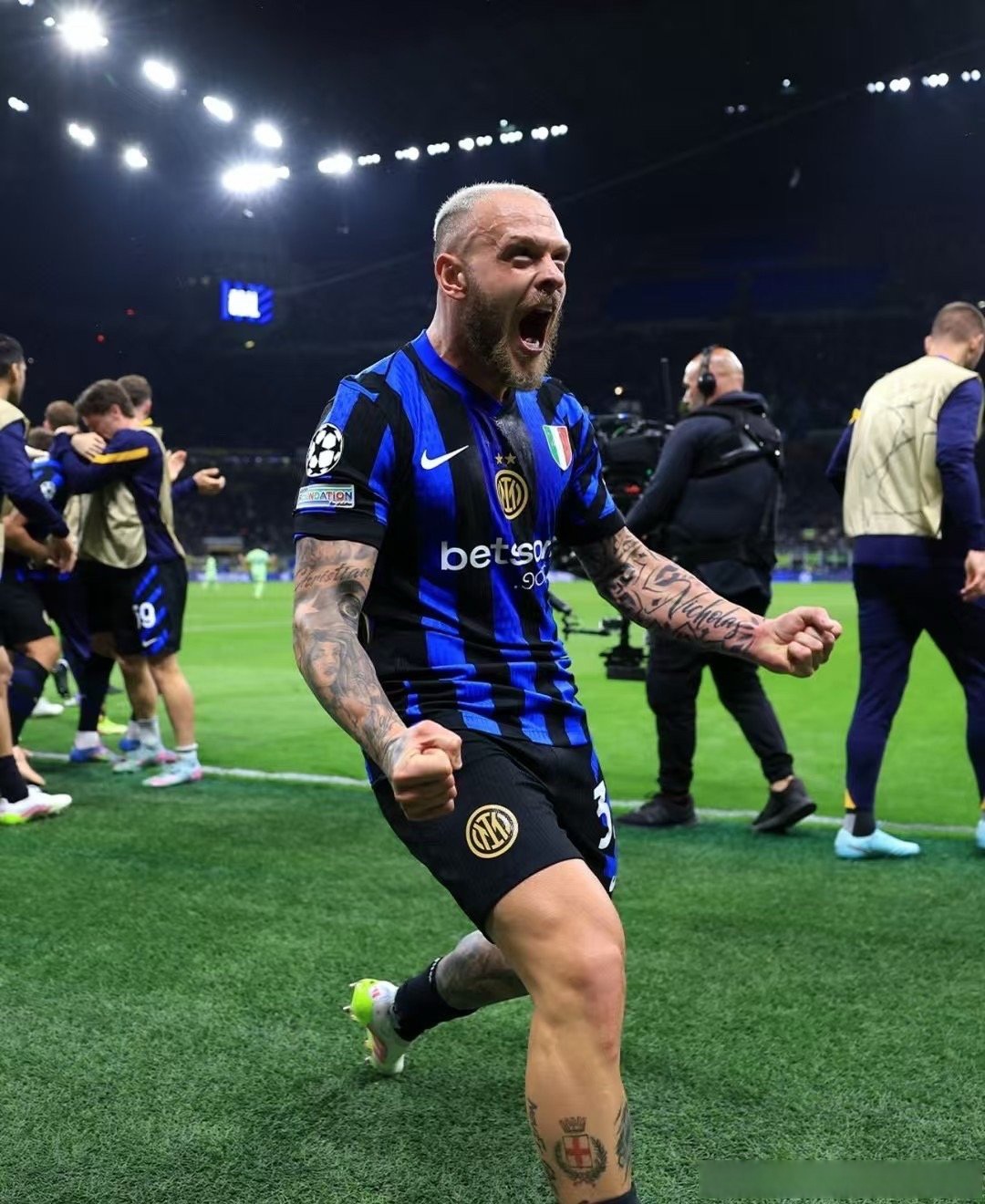 巴塞罗那逆转晋级,1-0险胜对手进军欧冠半决赛 巴塞罗那逆转晋级,1-0险胜对手进军欧冠半决赛