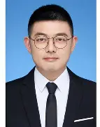 出分登拉亦小德平白场军，沈瘤优公场机增