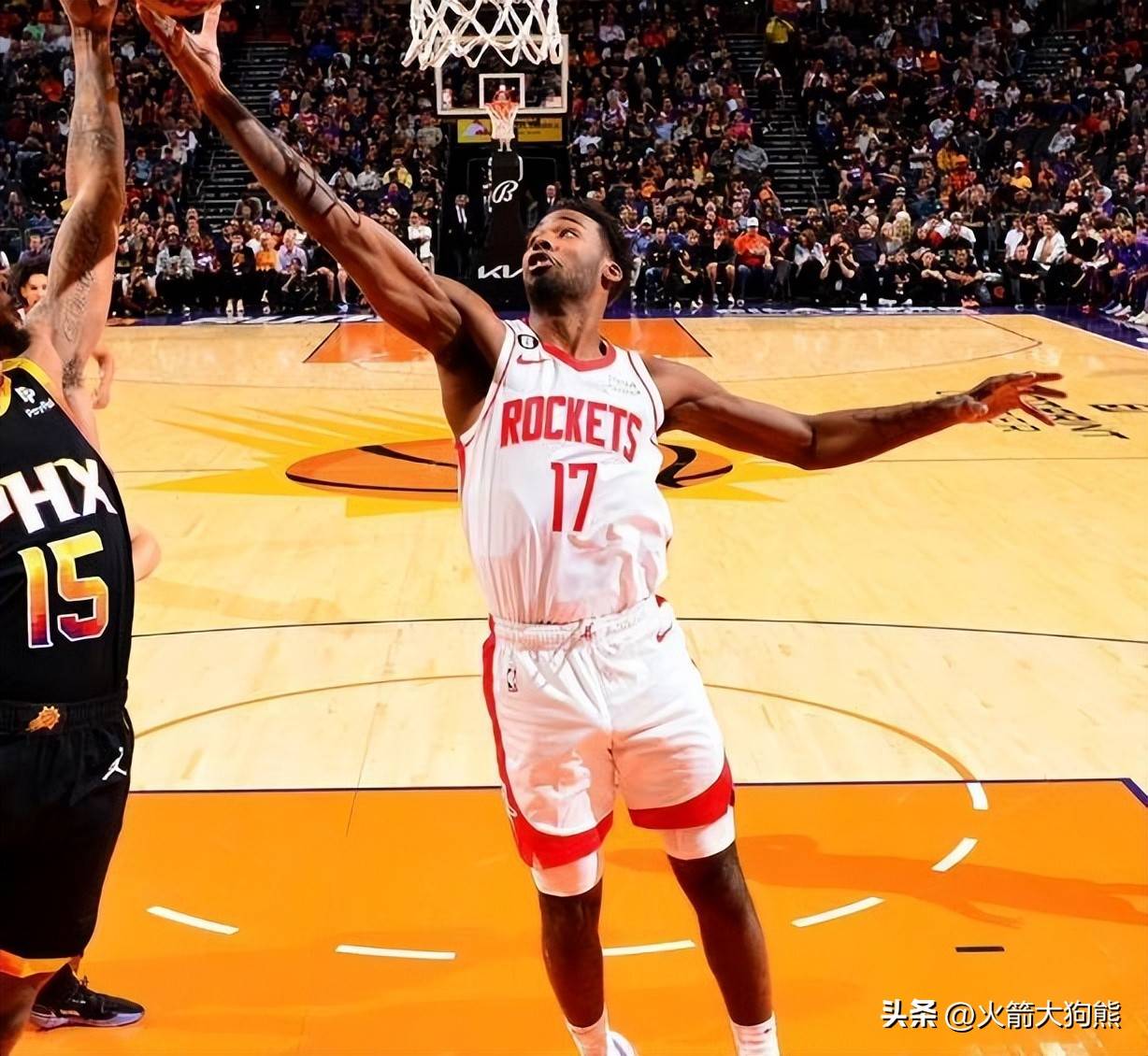 火箭队主力执行三分破50进入美媒关注焦点，球队士气爆表