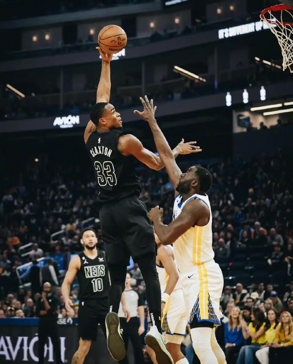 快船惨败于篮网,欧文砍下全队最高得分 快船惨败于篮网,欧文砍下全队最高得分